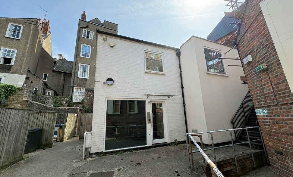 14 Broad St, Oxford à louer - Photo de l’immeuble – Image 1 sur 1