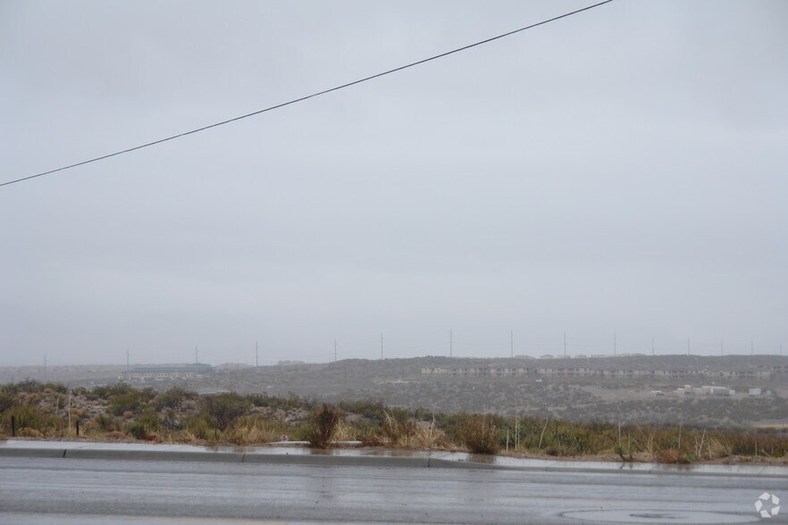 Northrise Dr, Las Cruces, NM à vendre - Photo principale – Image 1 sur 1