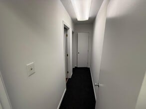 11923 Centre St, Chester, VA à louer Photo intérieure– Image 2 sur 6