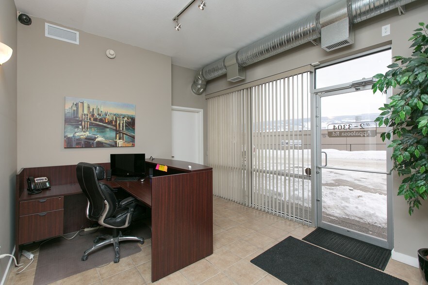 3304 Appaloosa Rd, Kelowna, BC à vendre - Photo intérieure – Image 3 sur 12