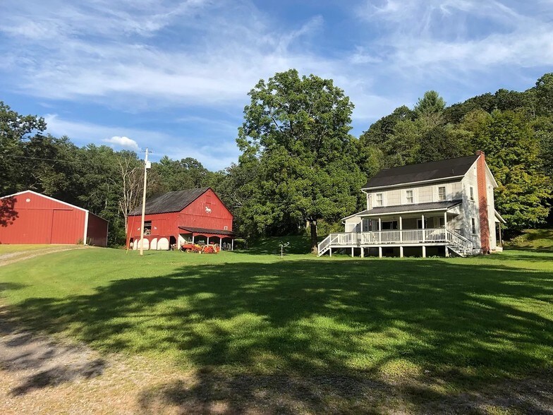 179 Allen Rd, Clearville, PA à vendre - Photo de l’immeuble – Image 2 sur 13