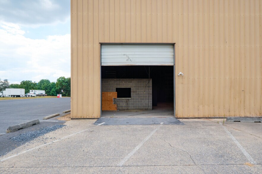 1680 Country Club Rd, Harrisonburg, VA à louer - Photo de l’immeuble – Image 3 sur 14