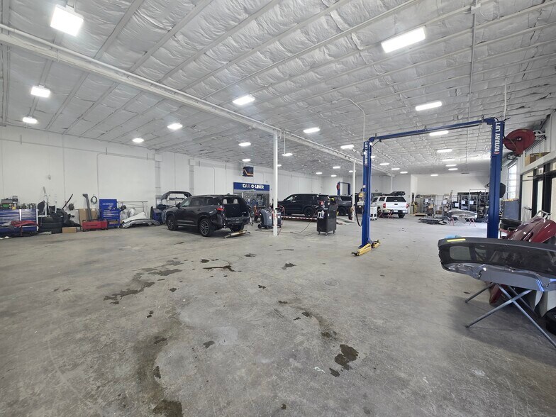 4213 Sunset Ln, Shingle Springs, CA à louer - Photo de l’immeuble – Image 3 sur 5