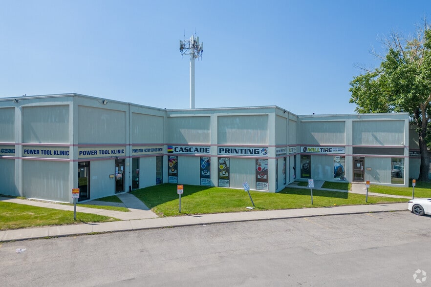 2219 35th Ave NE, Calgary, AB à vendre - Photo de l’immeuble – Image 3 sur 7