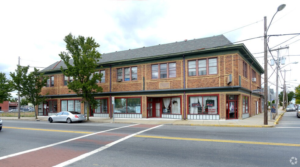 172-180 Taunton Ave, East Providence, RI à louer - Photo de l’immeuble – Image 2 sur 9