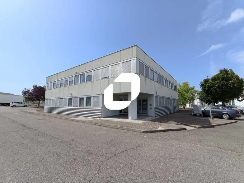 29 Rue Antoine Condorcet, Villefontaine à louer - Photo de l’immeuble – Image 1 sur 7