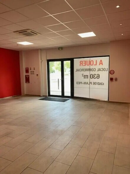 Local commercial dans Sorgues à louer - Photo intérieure – Image 2 sur 6