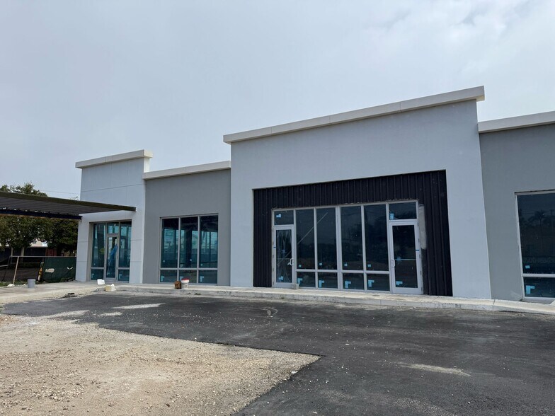 26755 S Dixie Hwy, Homestead, FL à louer - Photo de l’immeuble – Image 3 sur 15