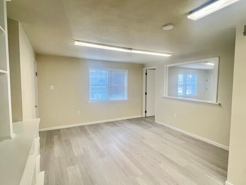706 Willow St, Southampton, PA à louer - Photo de l’immeuble – Image 3 sur 14