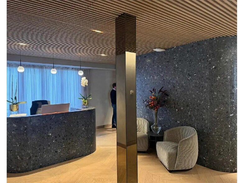 Bureau dans Paris à louer - Photo de l’immeuble – Image 3 sur 13