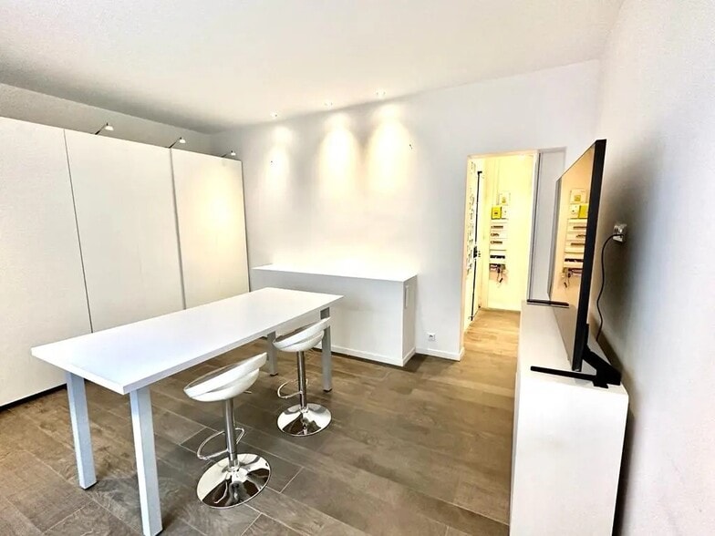 76 Avenue Des Champs Elysées, Paris à vendre - Photo intérieure – Image 3 sur 3