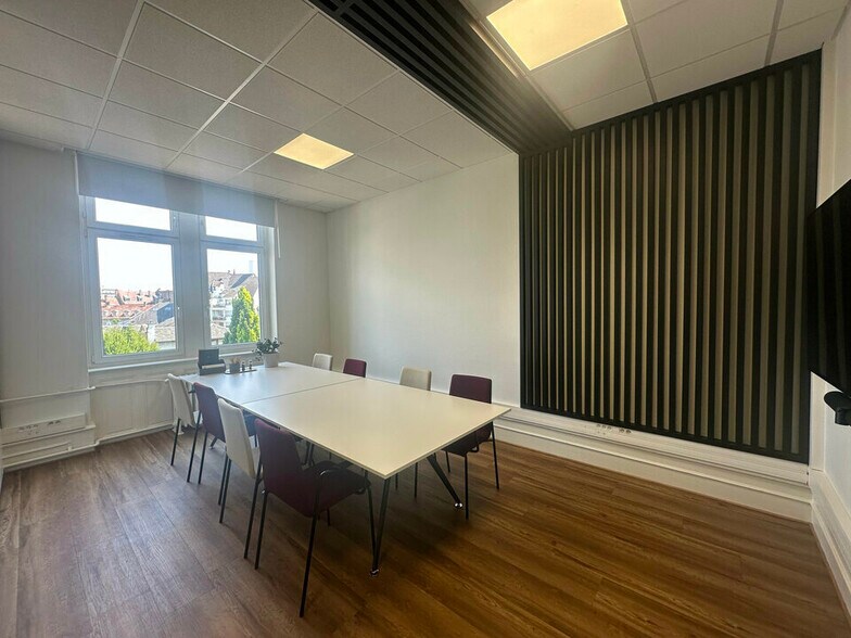 Bureau dans Strasbourg à louer - Photo intérieure – Image 2 sur 6