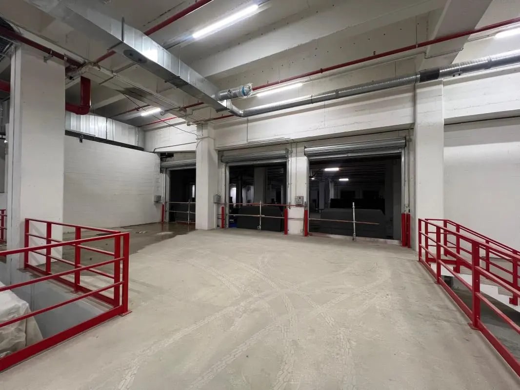 Industriel/Logistique dans Paris à louer Photo de l’immeuble– Image 1 sur 1