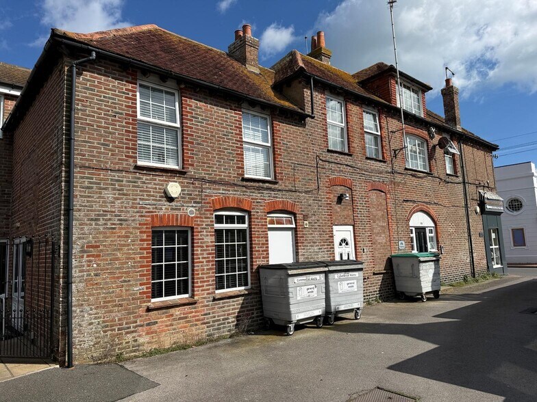 118 High St, Selsey à vendre - Photo de l’immeuble – Image 3 sur 9