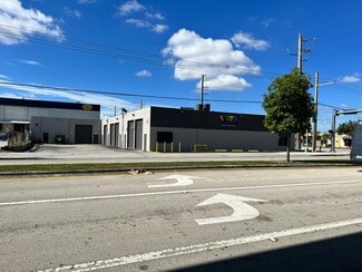 Plus de détails pour 2441-2481 NW 72nd Ave, Miami, FL - Local d'activités à louer