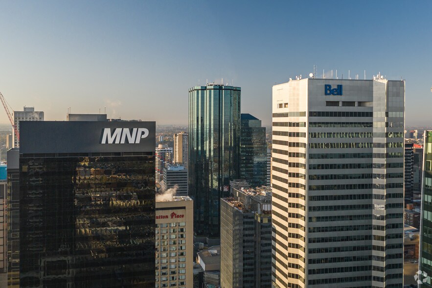 10180 101 St NW, Edmonton, AB à louer - Aérien – Image 2 sur 7