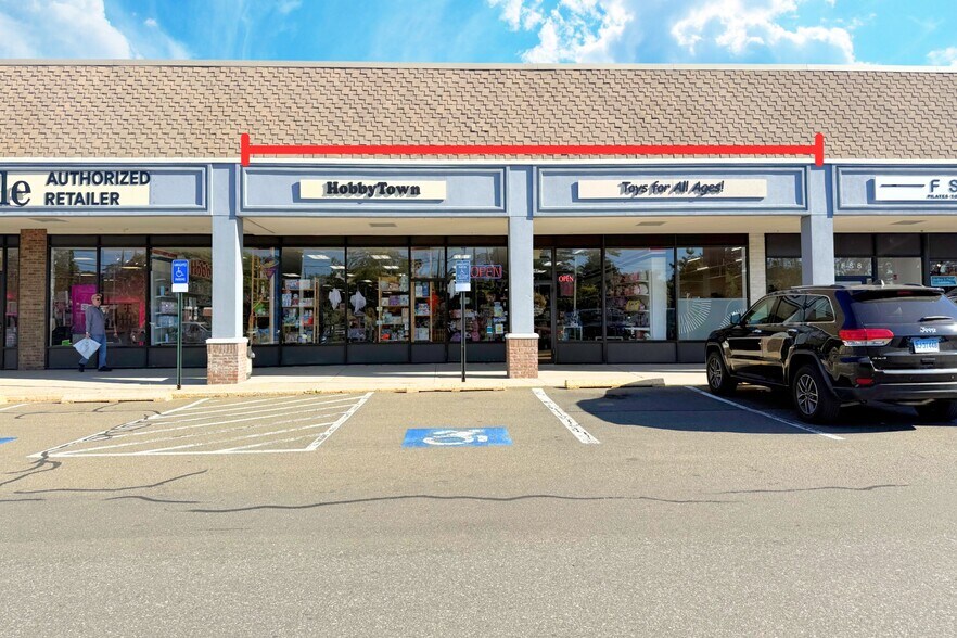 837-923 Post Rd, Fairfield, CT à louer - Photo de l’immeuble – Image 3 sur 14