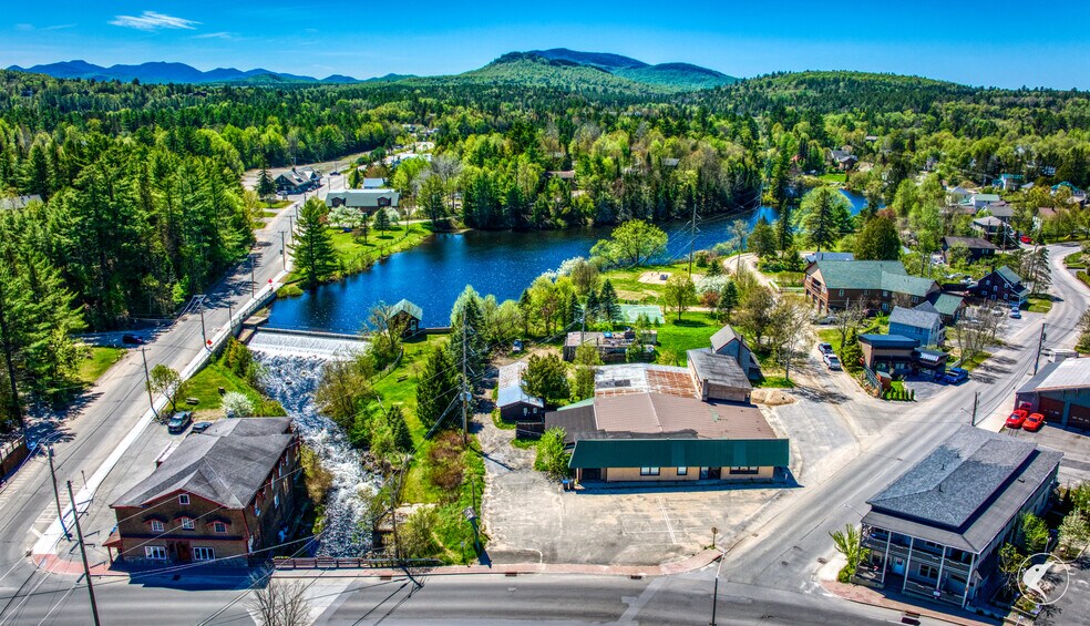 6137 Sentinel Rd, Lake Placid, NY à vendre - Photo de l’immeuble – Image 3 sur 5