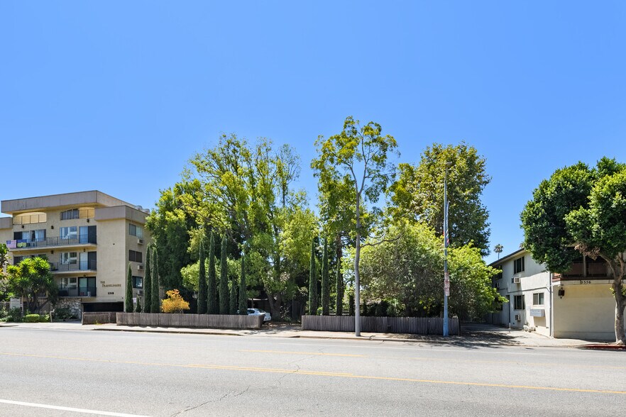 5352 Franklin Ave, Los Angeles, CA à vendre - Photo de l’immeuble – Image 3 sur 10