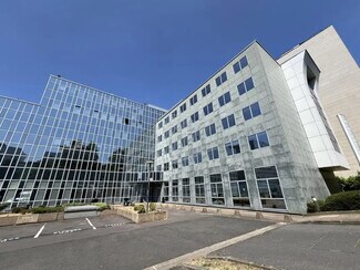 Plus de détails pour 215 Avenue Georges Clemenceau, Nanterre - Bureau, Local d'activités à louer