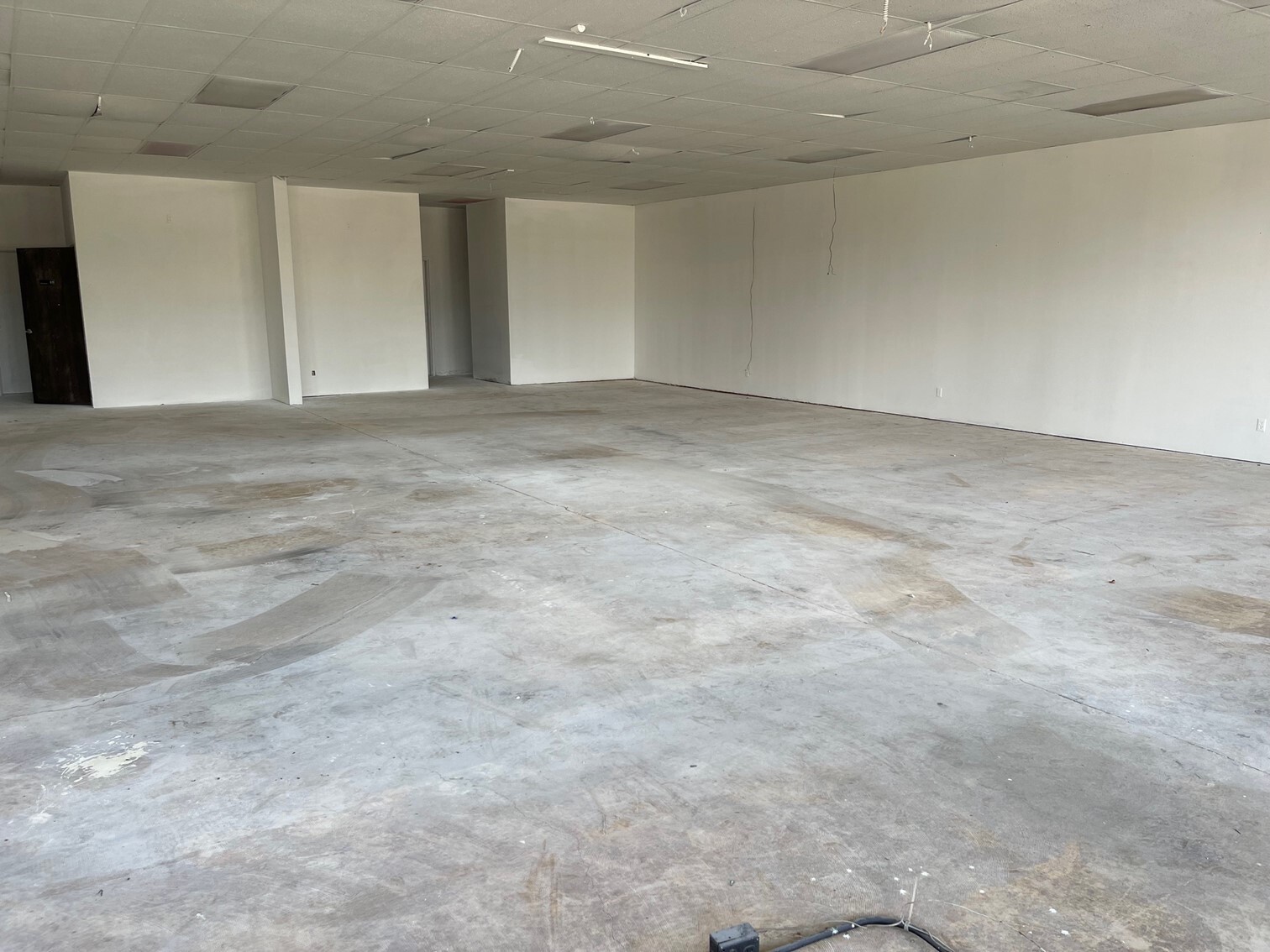 3902 Pacific Coast Hwy, Torrance, CA à louer Photo de l’immeuble– Image 1 sur 1