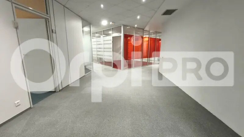 Bureau dans Évry-Courcouronnes à vendre Photo intérieure– Image 1 sur 6