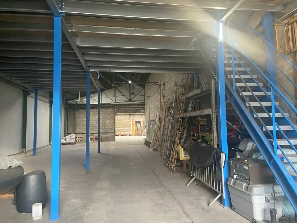 Local d’activités dans Colombes à louer Photo intérieure– Image 1 sur 3