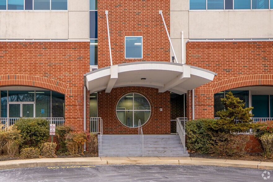 1000 River Rd, Conshohocken, PA à louer - Photo de l’immeuble – Image 2 sur 5