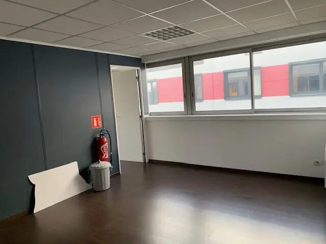 Bureau dans Bayonne à louer - Photo de l’immeuble – Image 3 sur 6