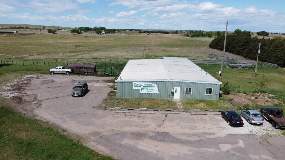 43675 Ryno Rd, Broken Bow, NE à vendre - Photo de l’immeuble – Image 2 sur 4