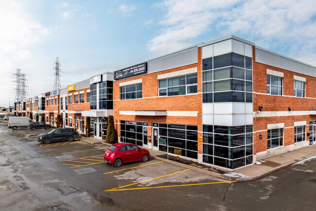 Plus de détails pour 4293-4345 Des Laurentides (A-15) E, Laval, QC - Bureau, Industriel/Logistique à louer