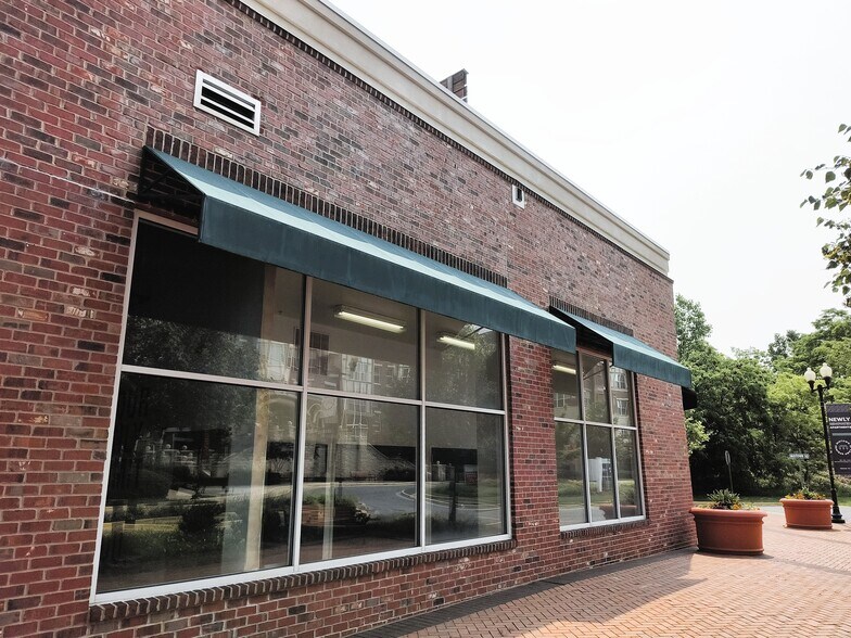 4400 Telfair Blvd, Camp Springs, MD à louer - Photo de l’immeuble – Image 2 sur 24