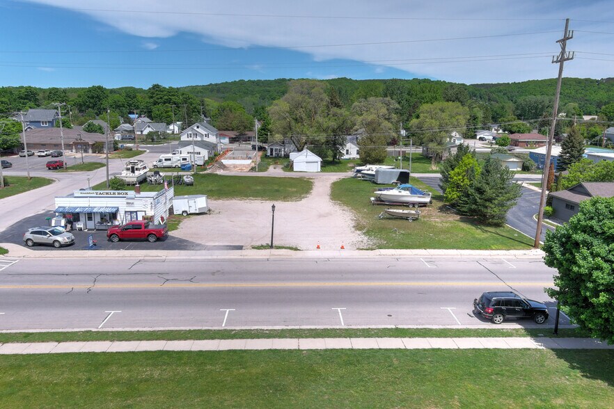 903-905 Main St, Frankfort, MI à vendre - Photo de l’immeuble – Image 3 sur 24