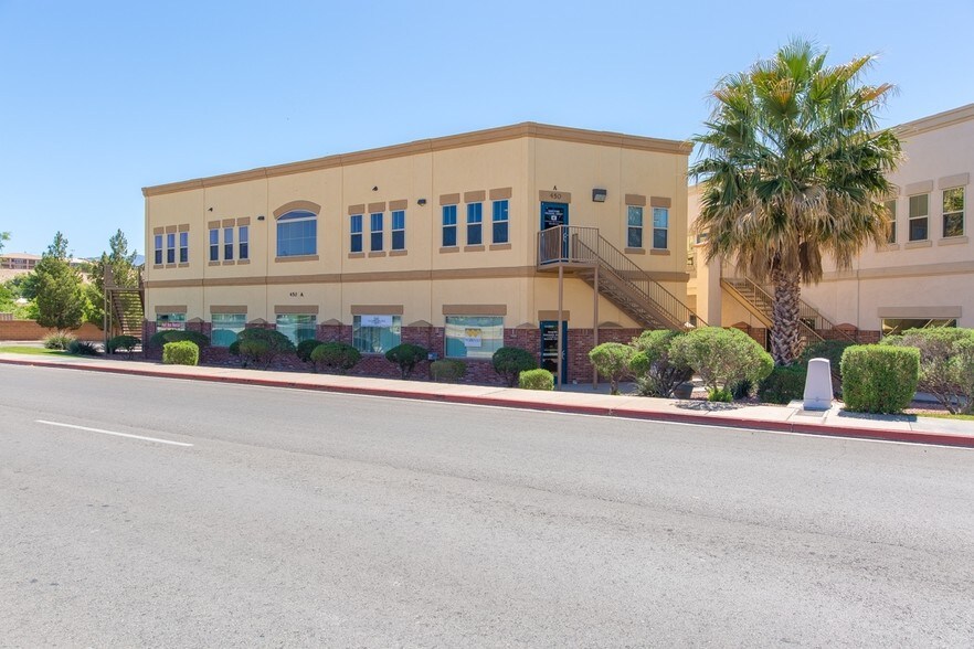 450 Hillside Dr, Mesquite, NV à louer - Photo principale – Image 1 sur 10