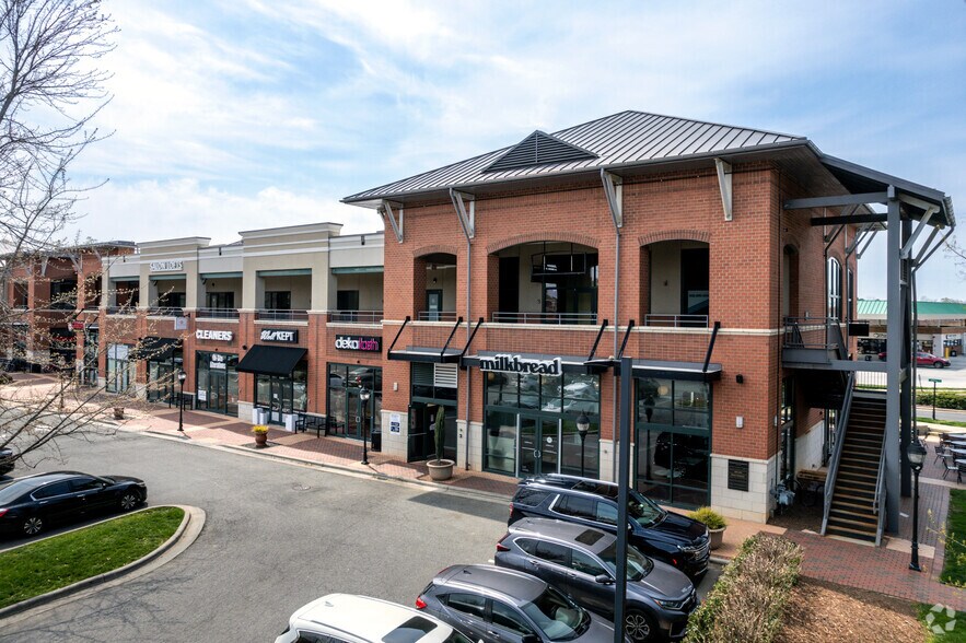624 Jetton St, Davidson, NC à louer - Photo de l’immeuble – Image 2 sur 6