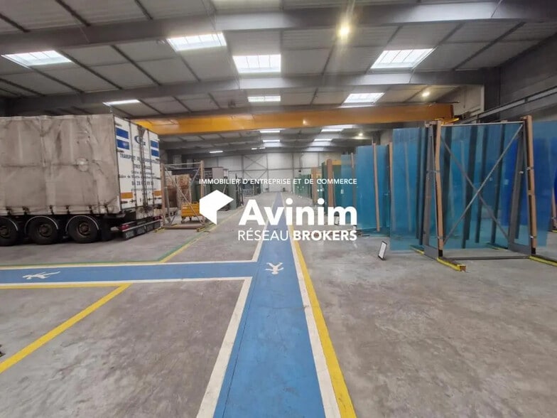 Industriel/Logistique dans Mitry-Mory à louer - Photo de l’immeuble – Image 3 sur 8