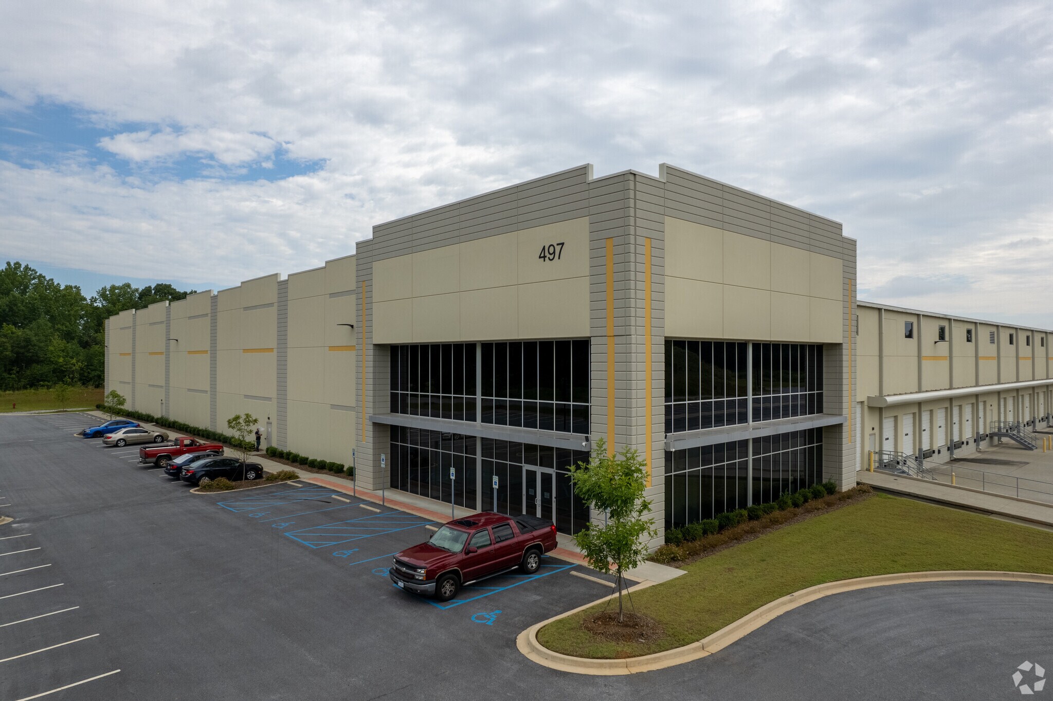 497 Robin Lake Rd, Duncan, SC à louer Photo principale– Image 1 sur 14