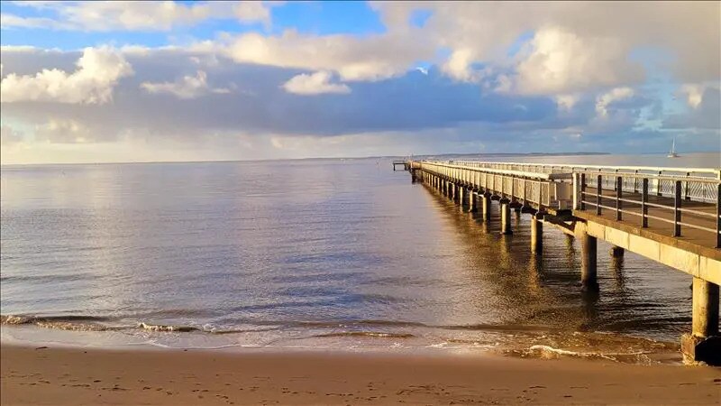 Local commercial dans Andernos-les-Bains à vendre - Photo de l’immeuble – Image 1 sur 1