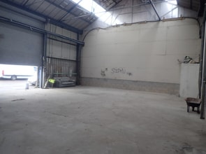 Atlas Trading Estate, Cross Street, Bilston à louer Photo intérieure– Image 2 sur 5