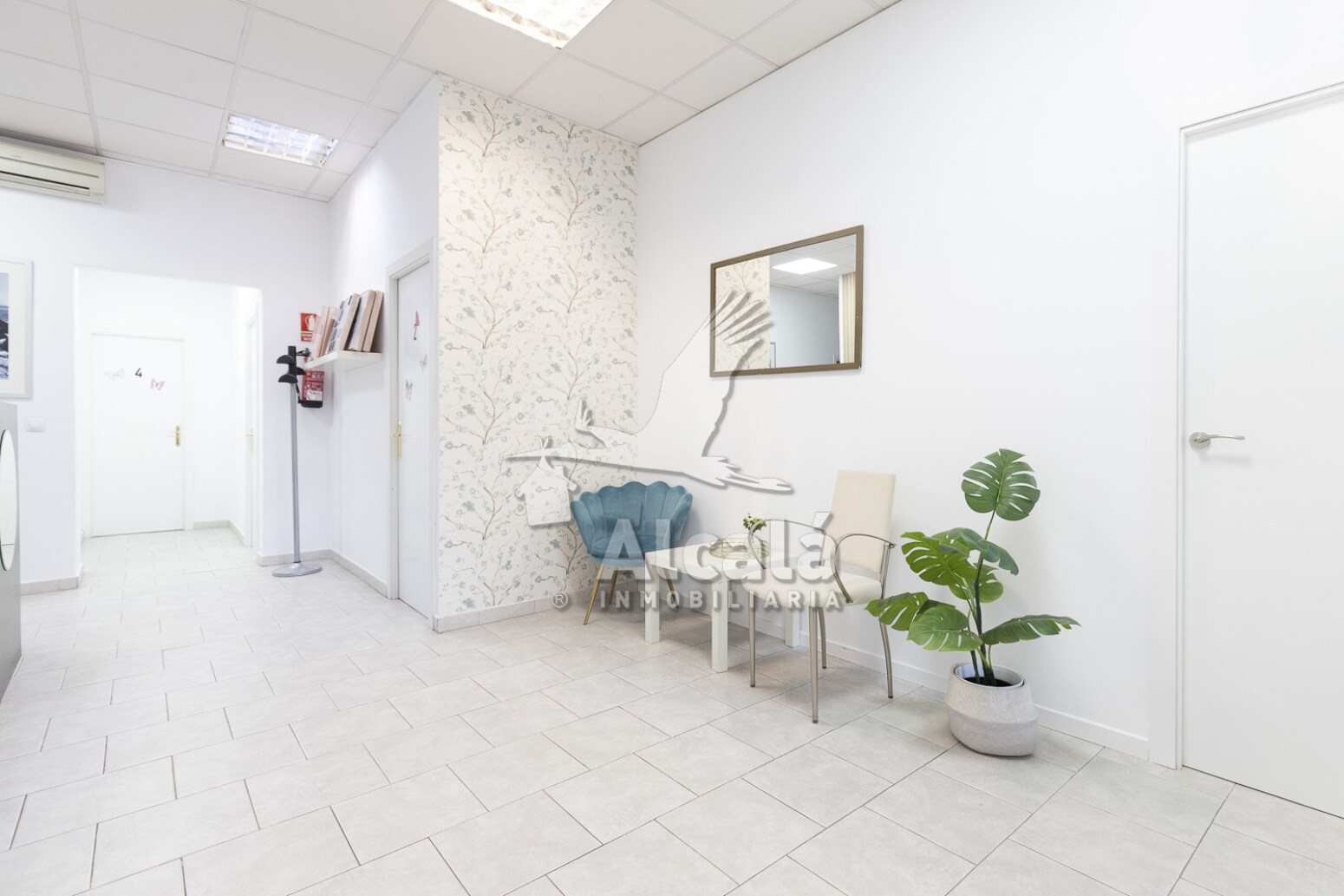 Immeuble residentiel dans Alcalá de Henares, Madrid à vendre Photo principale– Image 1 sur 3