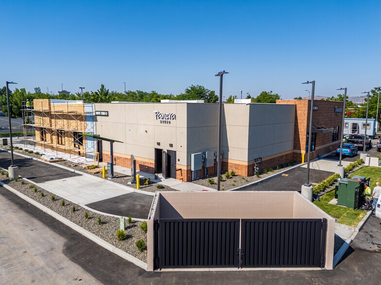 6821 W Canal Dr, Kennewick, WA à louer - Photo de l’immeuble – Image 3 sur 4
