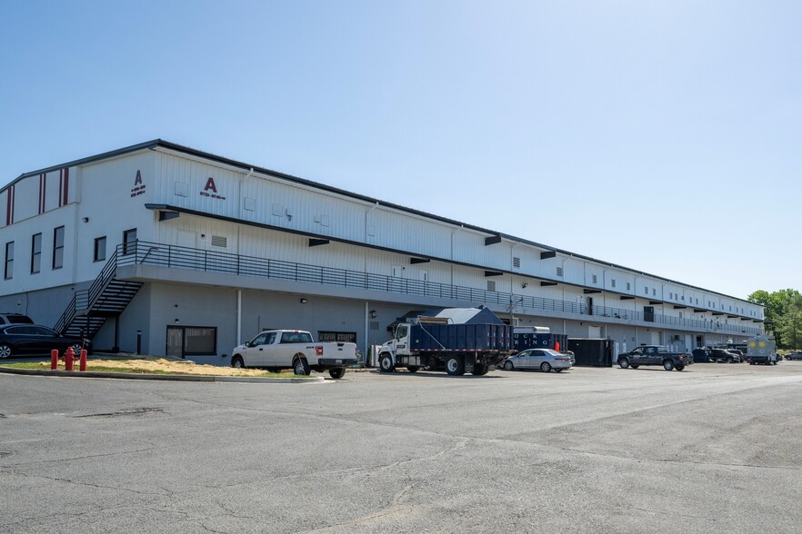 8701-8745 D'Arcy Rd, District Heights, MD à louer - Photo de l’immeuble – Image 1 sur 9