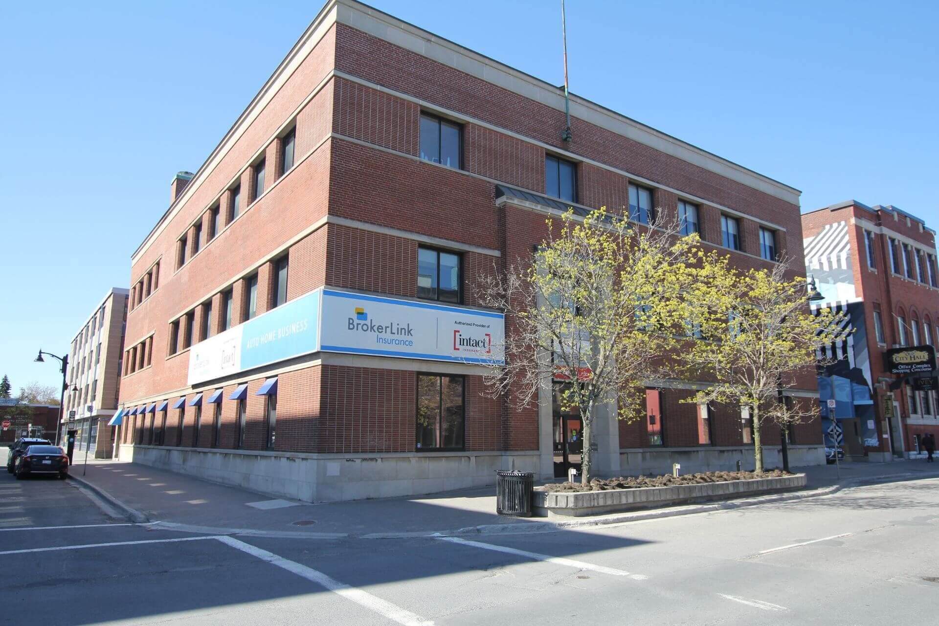 93 Cedar St, Sudbury, ON à louer Photo de l’immeuble– Image 1 sur 13