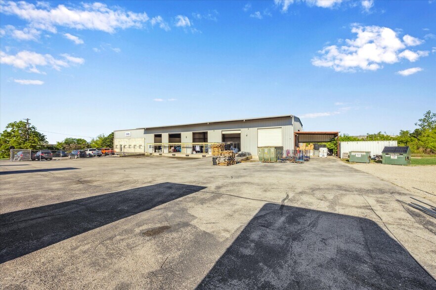 194 Park 35 Cv S, Buda, TX à louer - Photo de l’immeuble – Image 3 sur 40