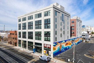 Plus de détails pour 378 Embarcadero W, Oakland, CA - Local commercial à louer