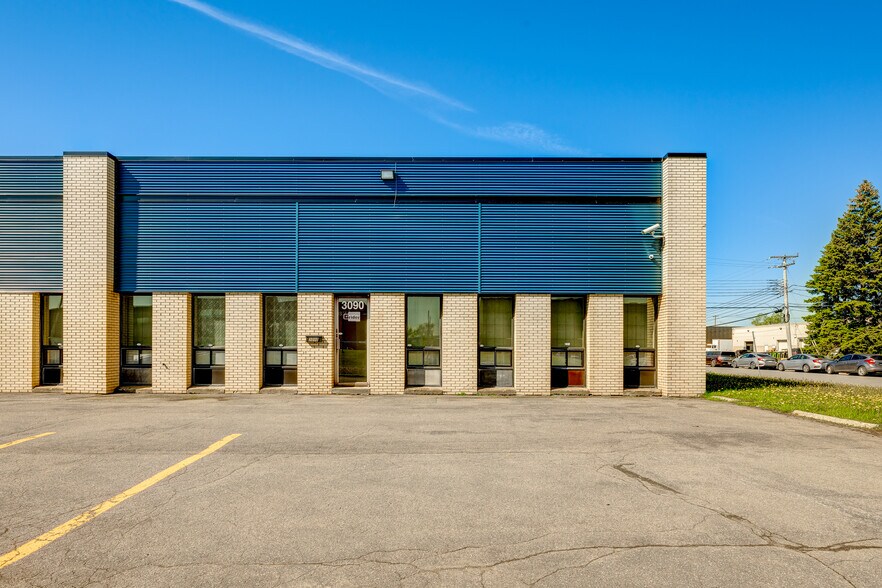 2970-3090 Rue Brabant-Marineau, Montréal, QC à louer - Photo de l’immeuble – Image 3 sur 13