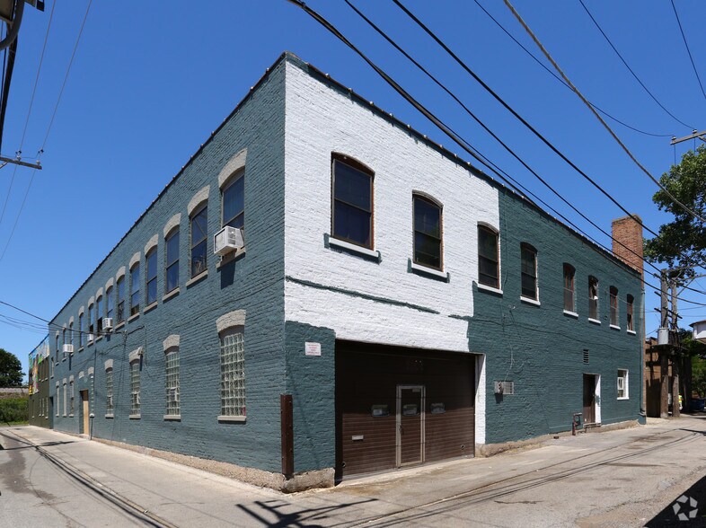 6415 N Ravenswood Ave, Chicago, IL à vendre - Photo de l’immeuble – Image 3 sur 17