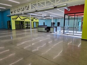 1340 Water Wheel Dr, Waunakee, WI à louer Photo intérieure– Image 1 sur 13