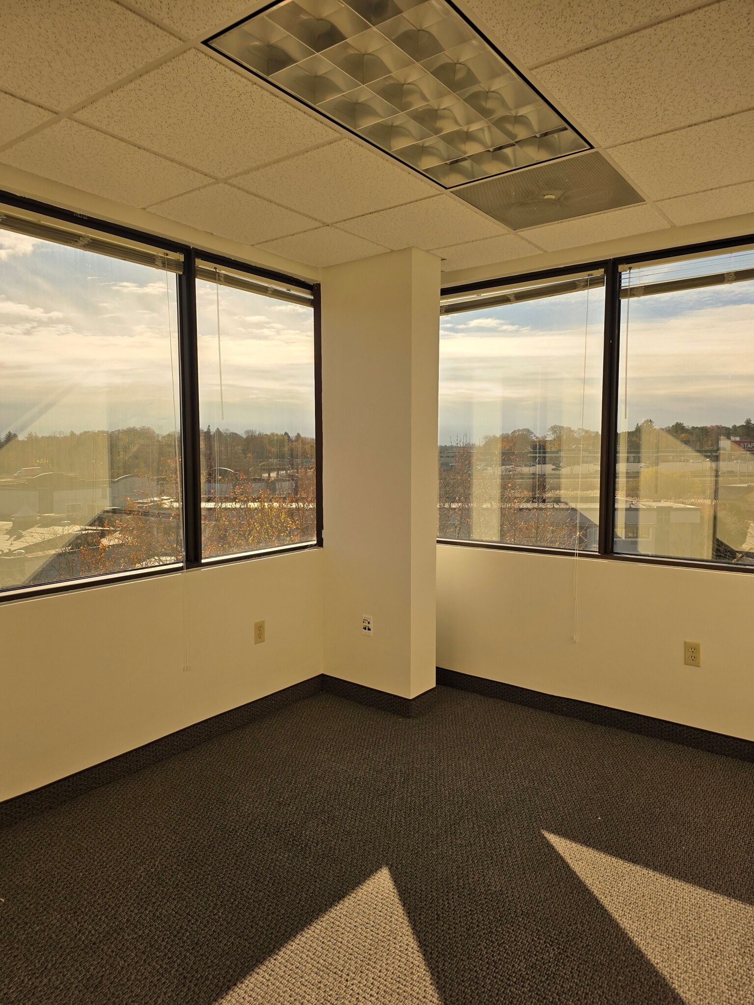 400 Bayonet St, New London, CT à vendre Photo intérieure– Image 1 sur 19