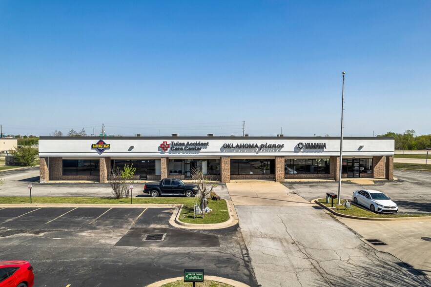 1400 E Kenosha St, Broken Arrow, OK à louer - Photo de l’immeuble – Image 1 sur 6